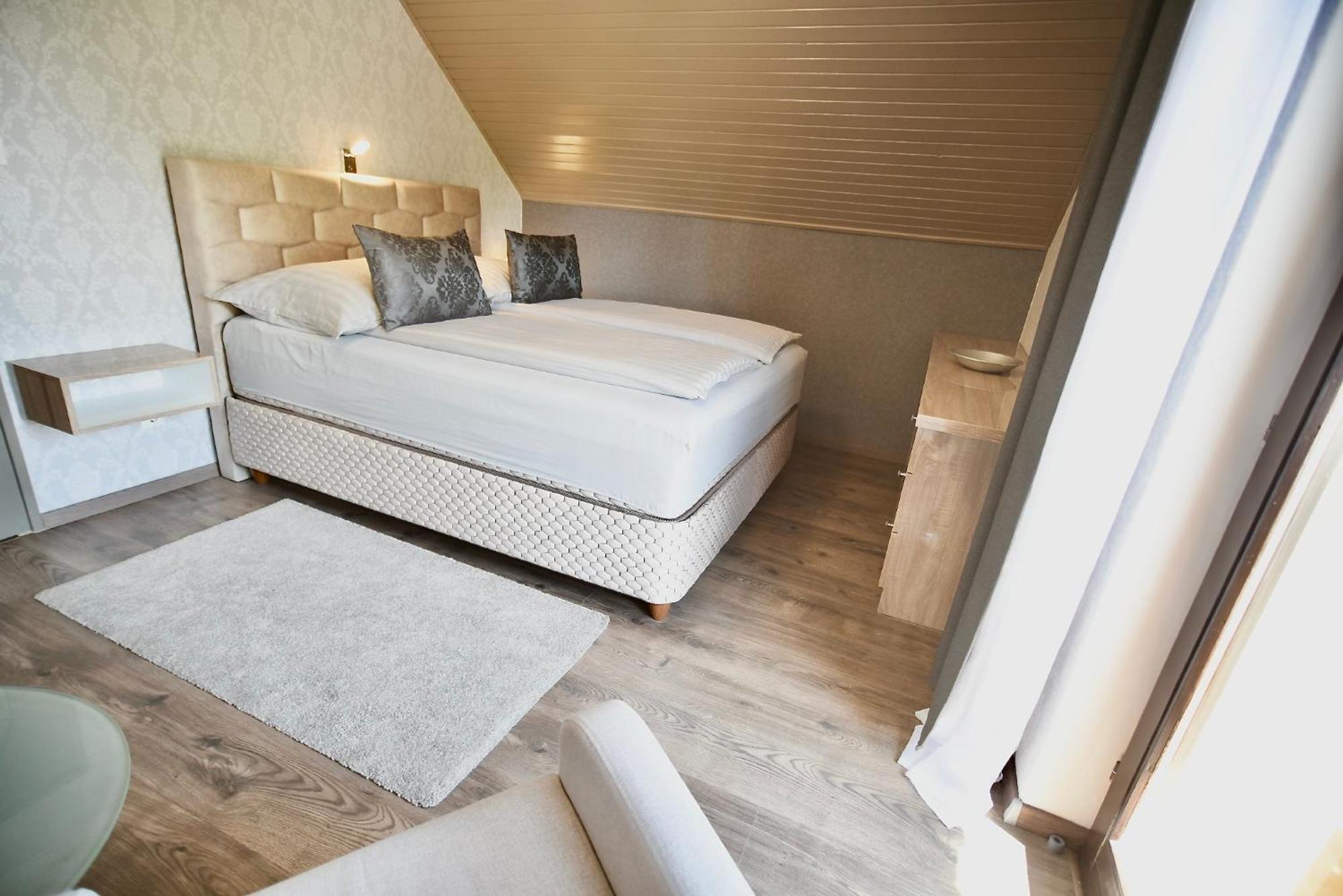 Crystal Apartman Morahalom Bagian luar foto